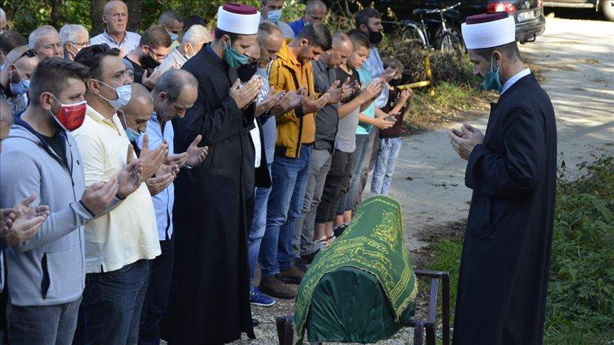Srebrenica: Na mezarju Kazani klanjana dženaza majci Nuri Alispahić